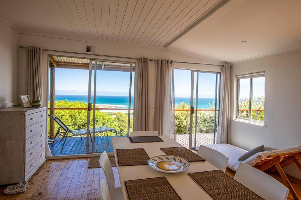 Serene Hide-Away With Ocean Views. ケープタウン エクステリア 写真